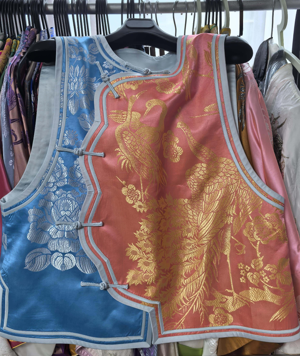 INF0038 Vest