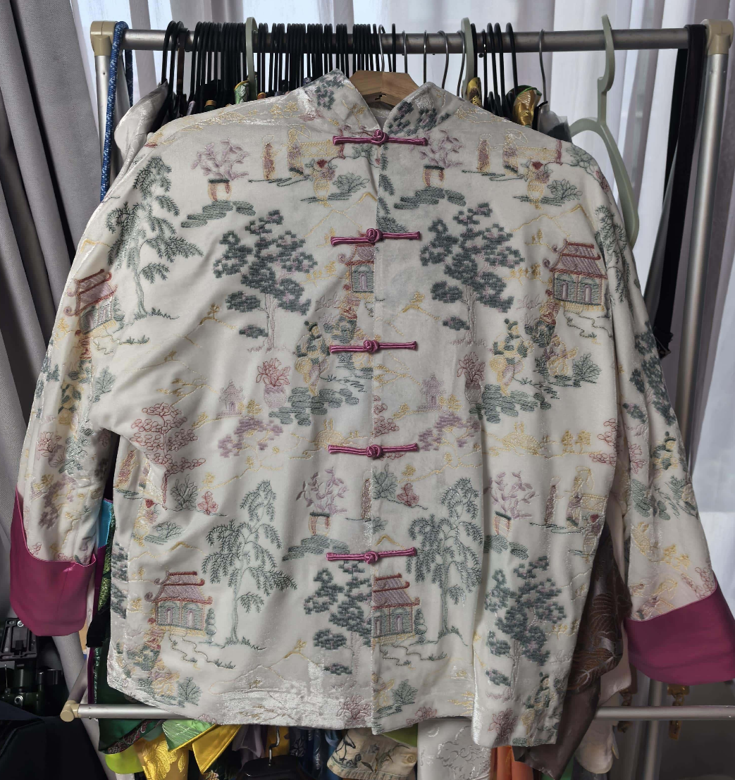 INF0161 Coat
