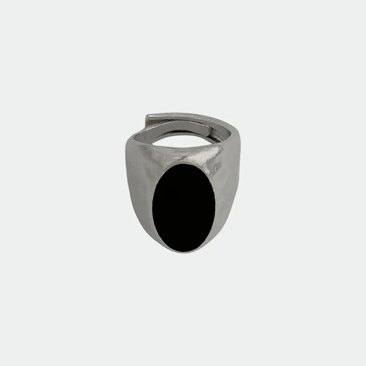 Onyx / Red Oval Ring