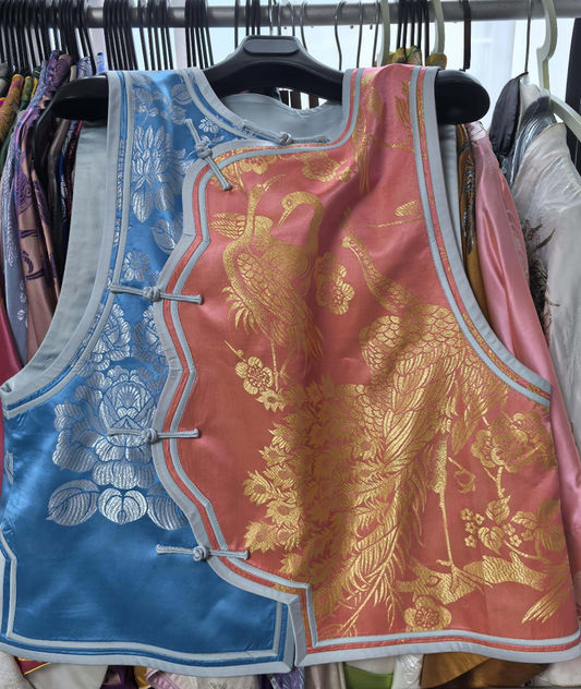 INF0038 Vest
