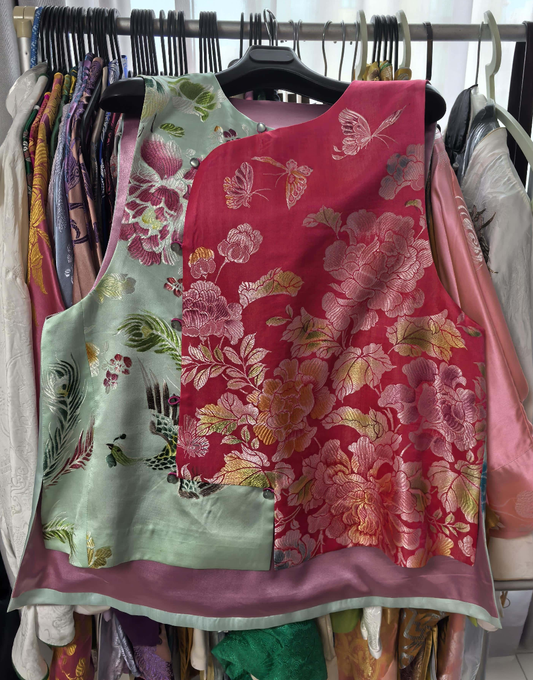 INF0041 Vest