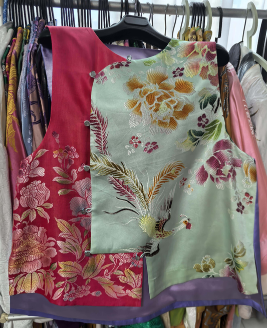 INF0042 Vest