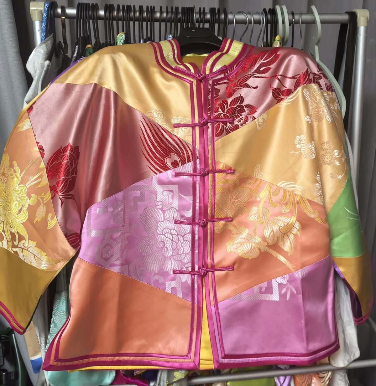 INF0064 Coat